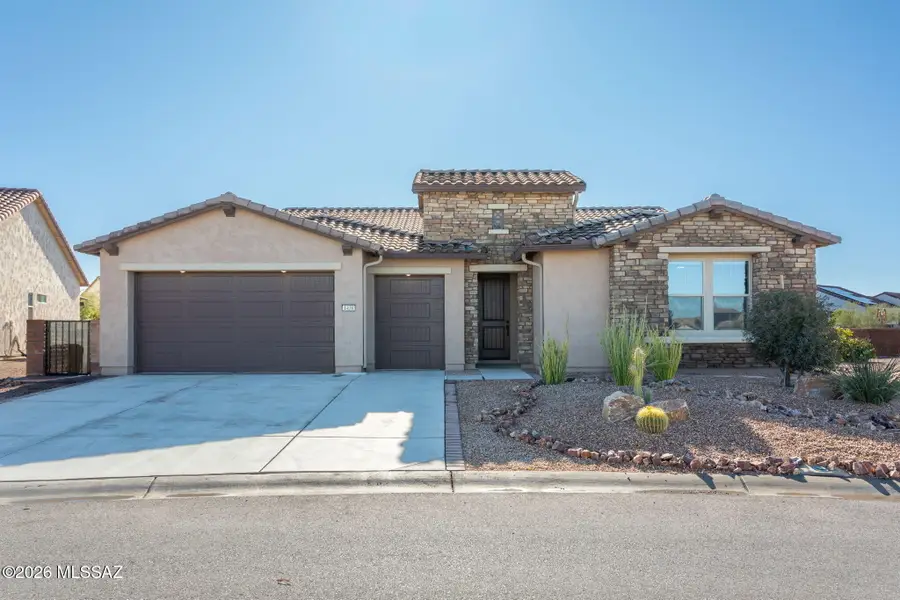 1438 E Quartzite, Green Valley, AZ 85614 - Image #2