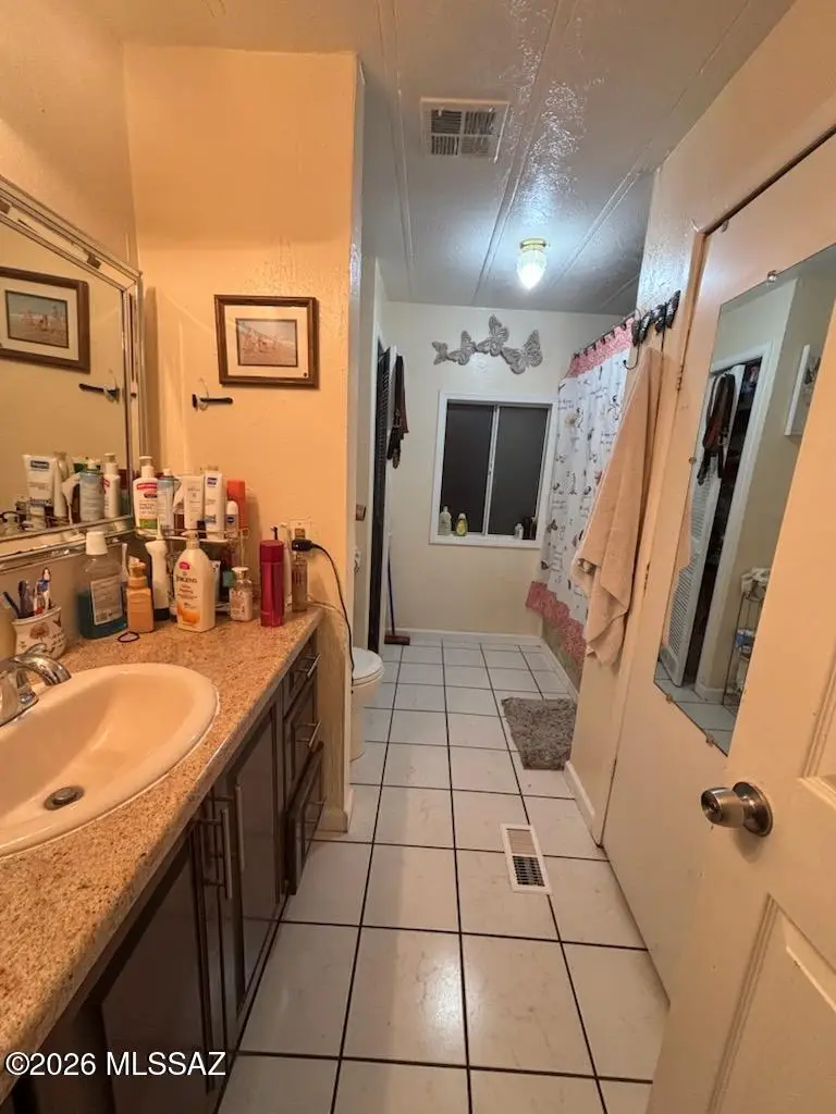 3250 E Holladay, Tucson, AZ 85706 - Image #3