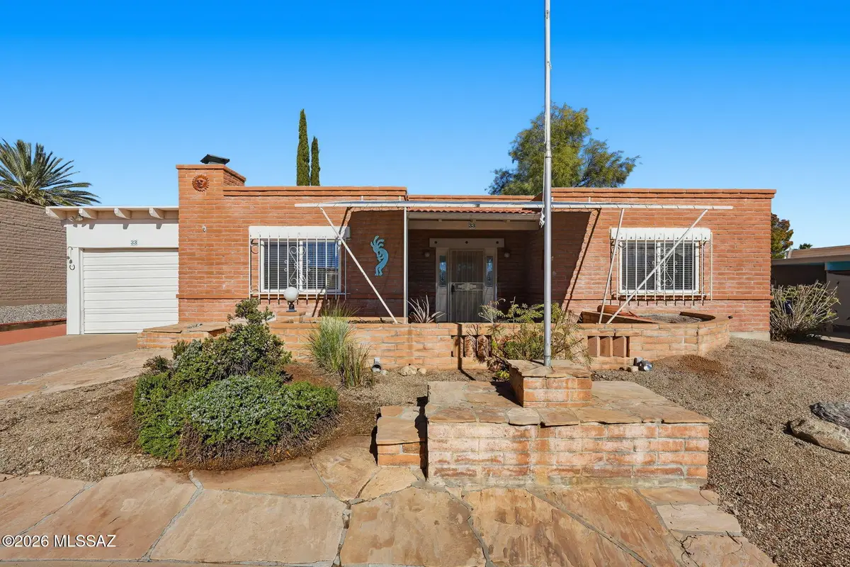 33 E Santa Belia, Green Valley, AZ 85614 - Image #1
