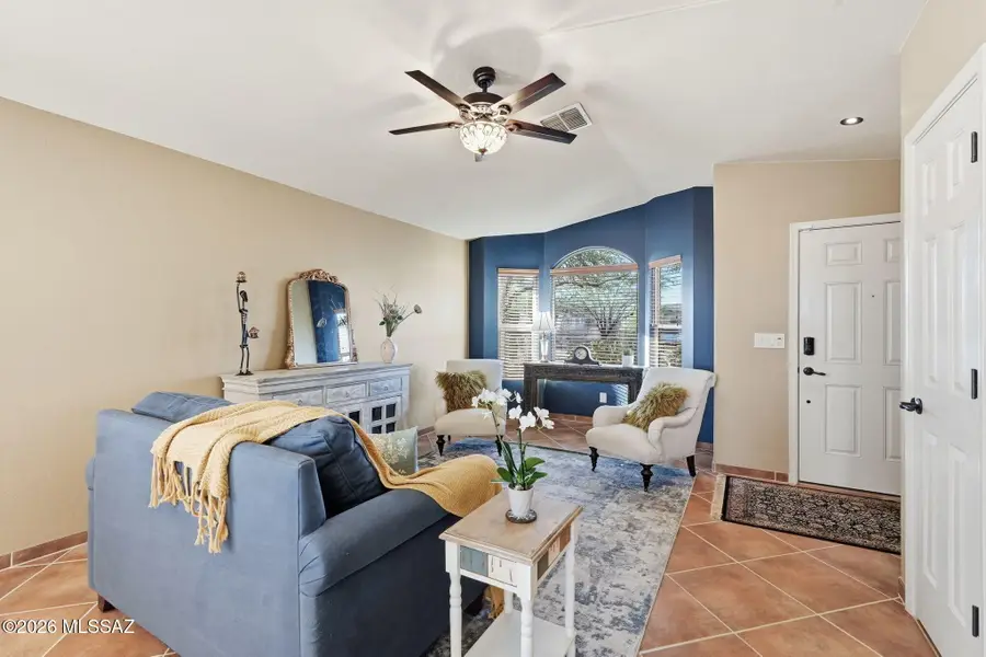 957 E Josephine Saddle, Green Valley, AZ 85614 - #3