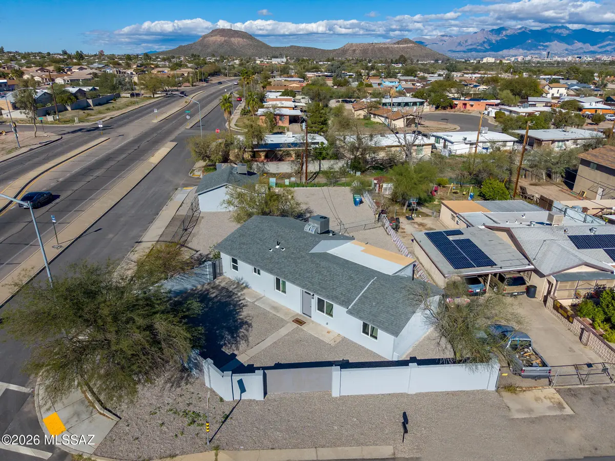 1742 W Veterans, Tucson, AZ 85713 - Image #1