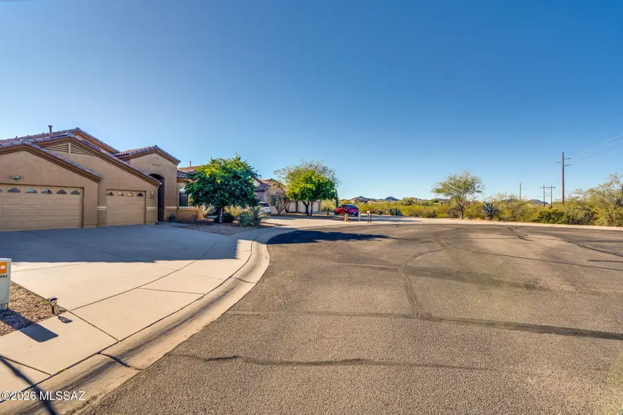 7063 W Autumn Dew, Tucson, AZ 85743 - Image #2