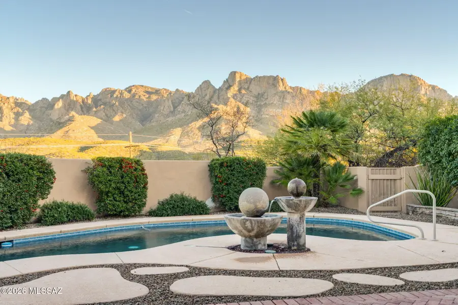 11506 N Civano, Oro Valley, AZ 85737 - Image #2