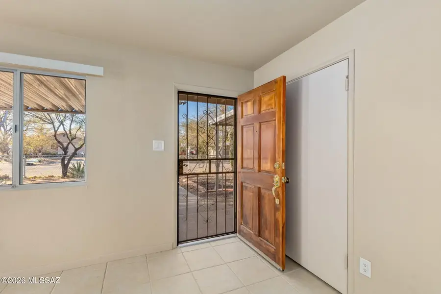 1941 S Cloverland, Tucson, AZ 85711 - Image #3
