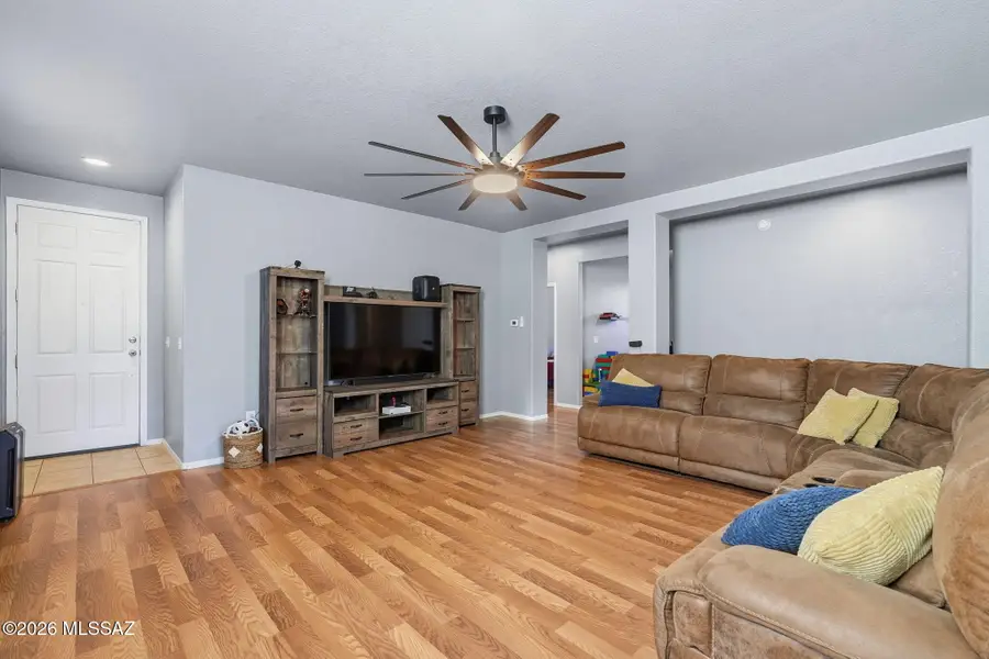 403 W Calle La Bolita, Sahuarita, AZ 85629 - Image #3