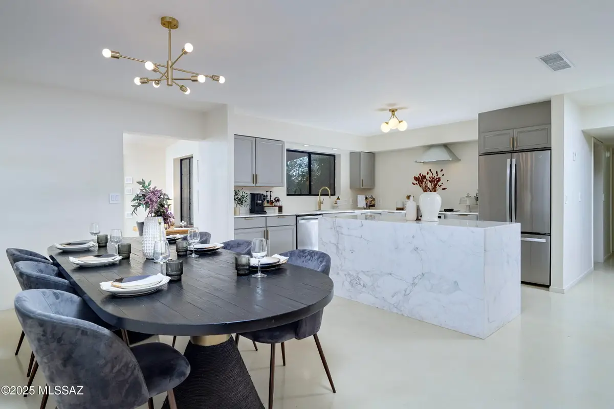 1005 W Emerine, Tucson, AZ 85704 - Image #1