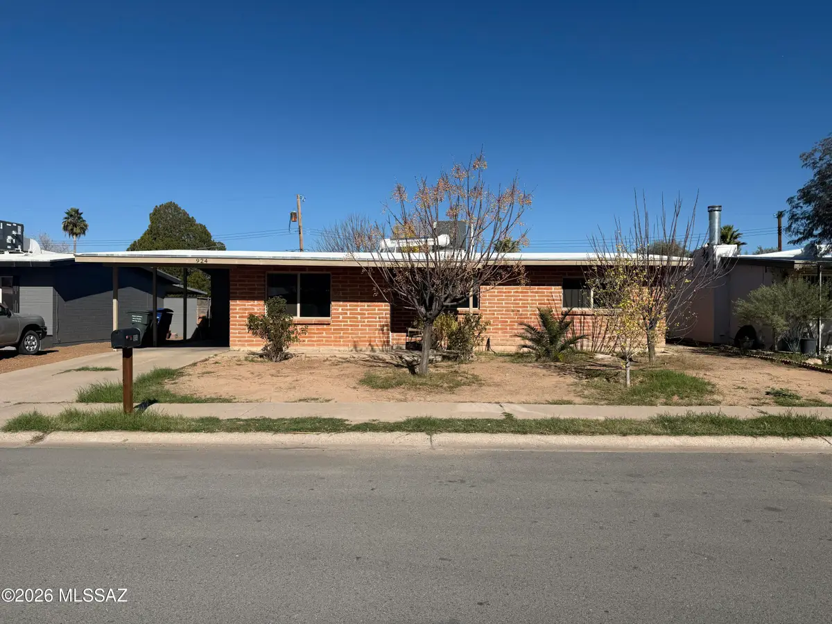 924 W King, Tucson, AZ 85705 - #1