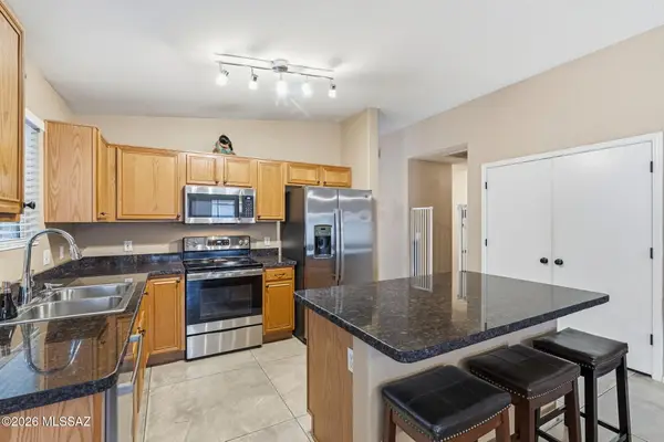 6086 N Applesauce, Tucson, AZ 85741