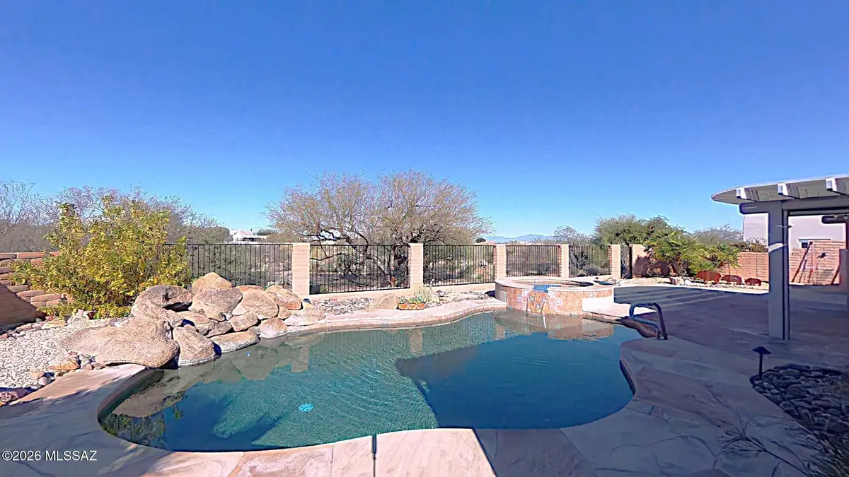 1102 W Camino Monte Cristo, Green Valley, AZ 85614 - Image #1