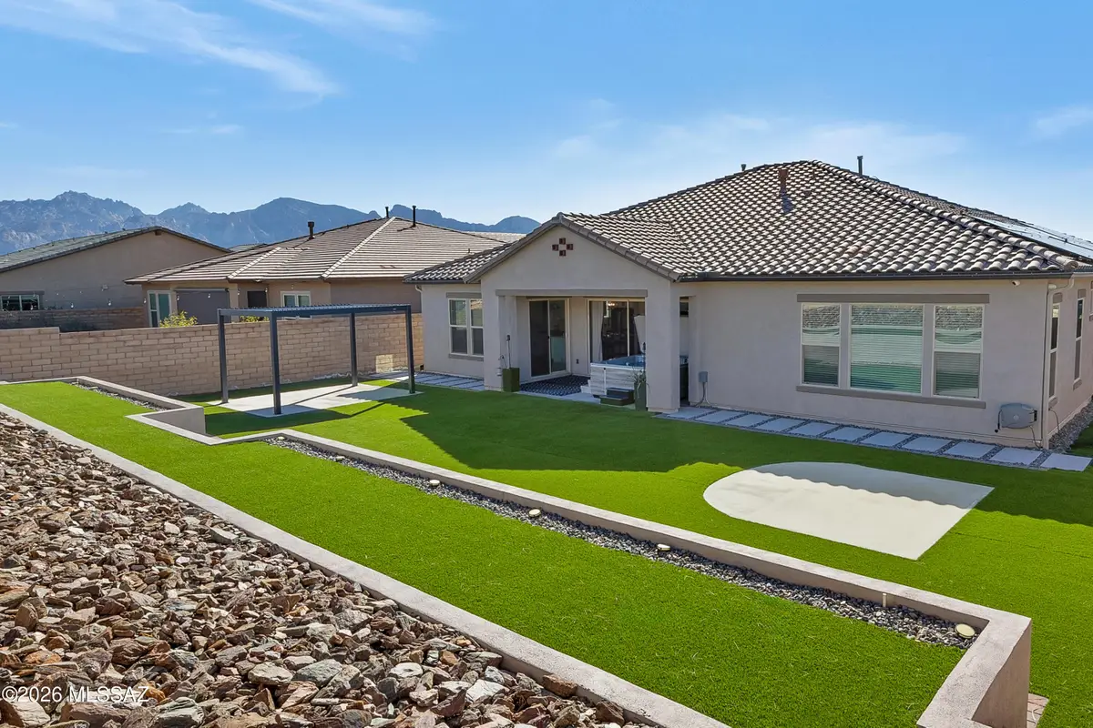 470 W Red Ribbon, Oro Valley, AZ 85755 - Image #1