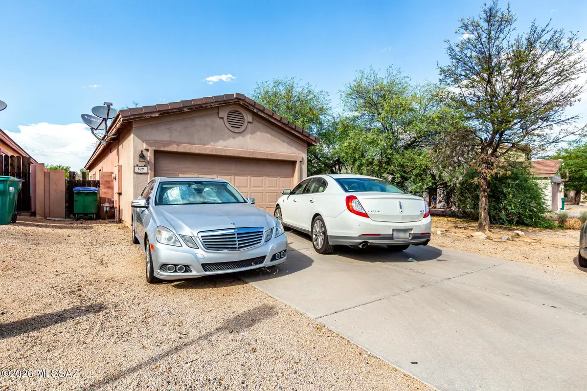 109 E Oracle Oak, Sahuarita, AZ 85629 - #1