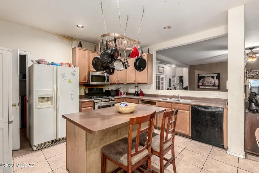 109 E Oracle Oak, Sahuarita, AZ 85629 - #3