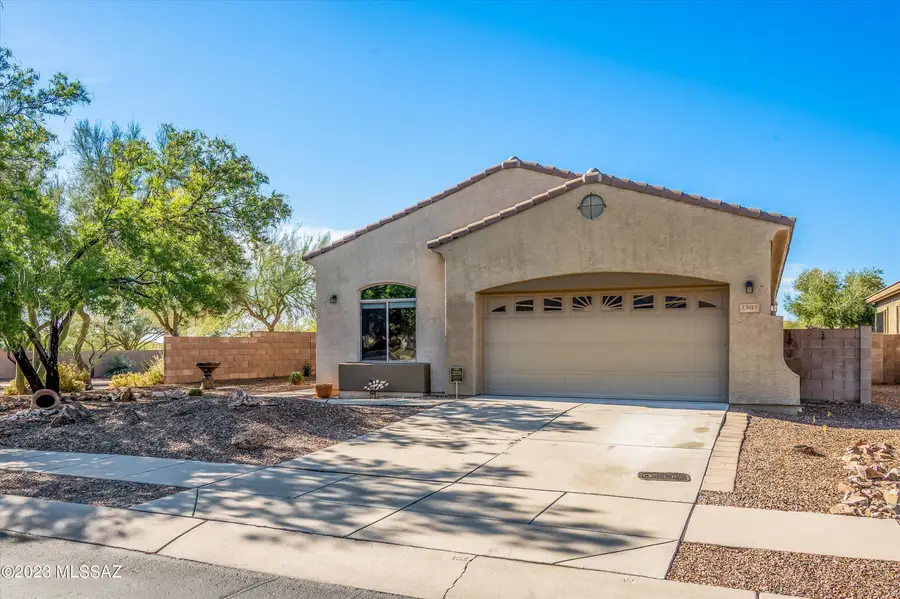 13015 N Bellbird, Oro Valley, AZ 85755 - Image #2