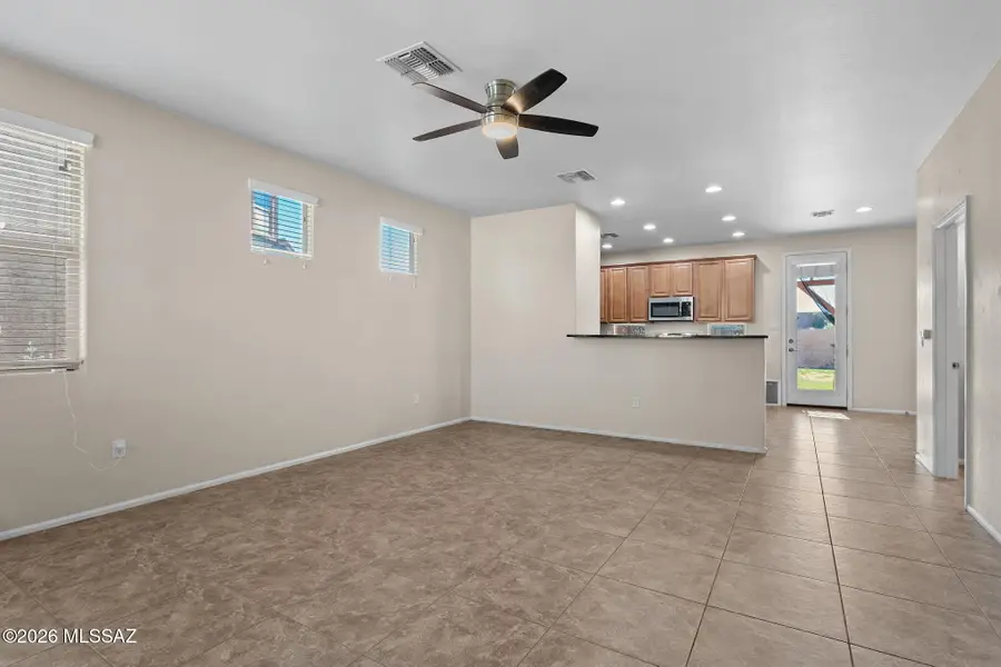 10468 S Cutting Horse, Vail, AZ 85641 - Image #3