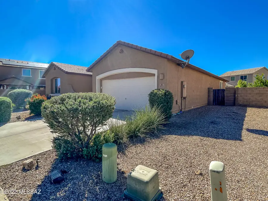 8375 N Ponderosa Pine, Tucson, AZ 85743 - Image #2
