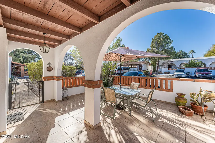 189 S Paseo Pena, Green Valley, AZ 85614 - Image #2