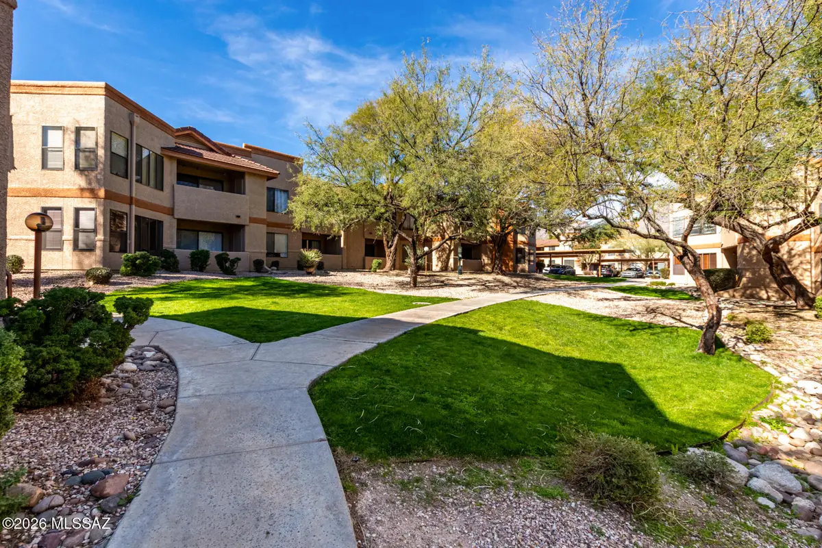 7255 E Snyder, Tucson, AZ 85750 - #1