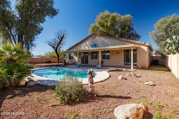 8428 N Red Rock Ridge, Tucson, AZ 85742