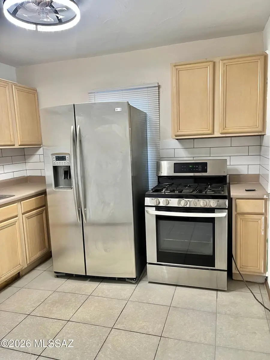 326 E 34th, Tucson, AZ 85713 - #3