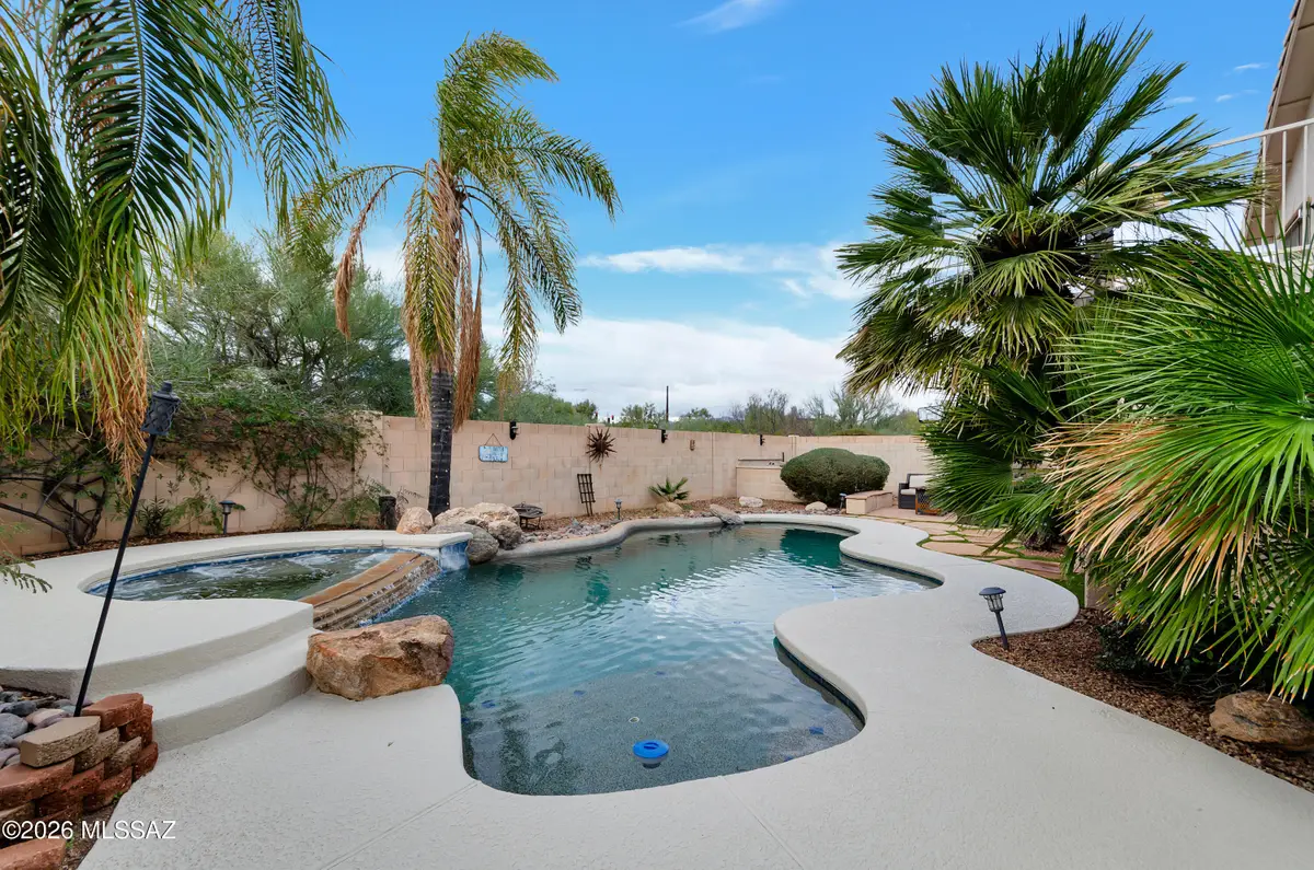 11137 N Par, Oro Valley, AZ 85737 - #1