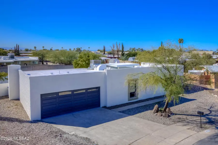 8862 E Bluefield, Tucson, AZ 85710 - Image #2