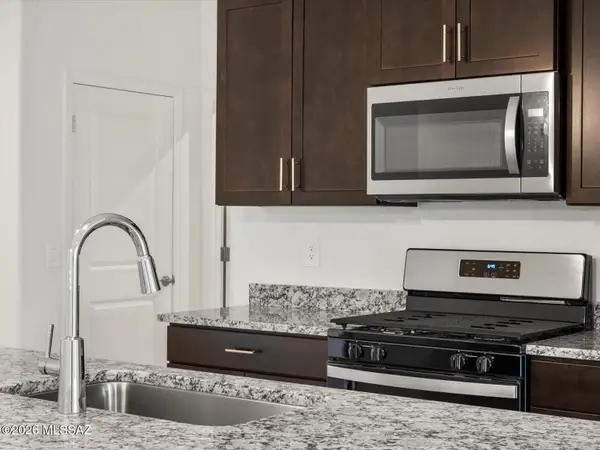 9804 N Solstice, Tucson, AZ 85743