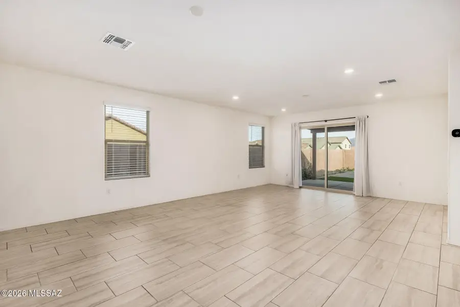 4433 S Sunrise Bluff, Tucson, AZ 85730 - Image #2