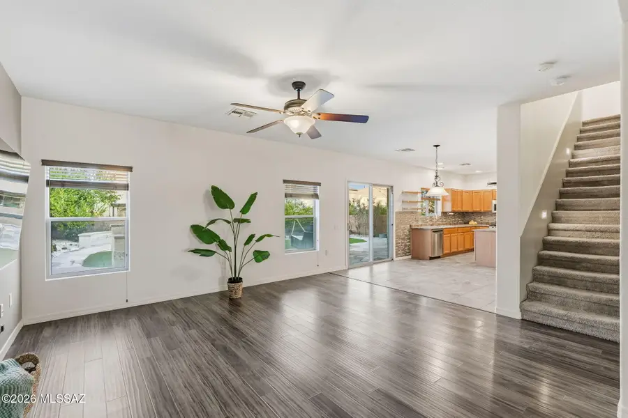 859 W Vuelta Granadina, Sahuarita, AZ 85629 - #3