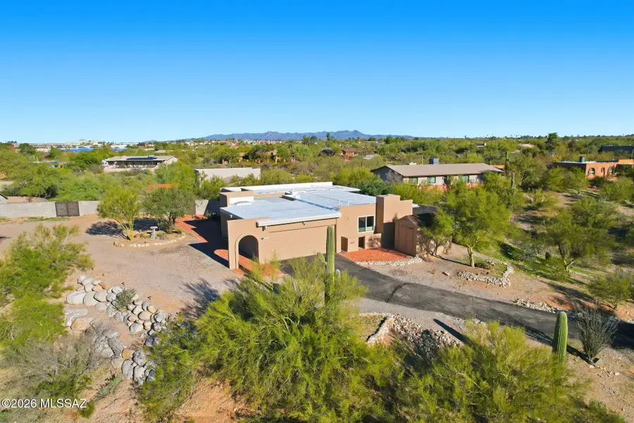 5801 N Calle Kino, Tucson, AZ 85704 - #2