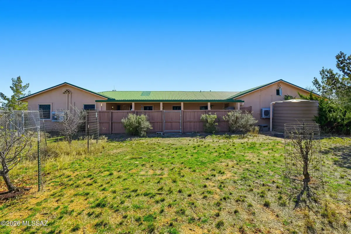 245 S Stallion Ranch, Benson, AZ 85602 - #1
