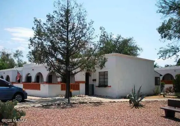 302 S Paseo Aguila, Green Valley, AZ 85614