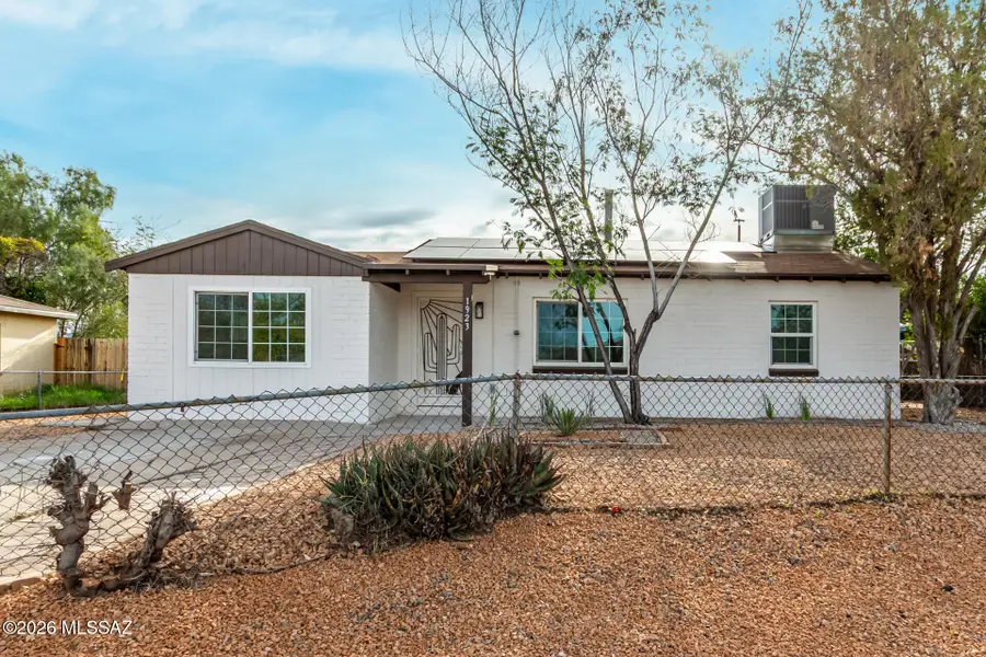 1923 S Holly Sv, Tucson, AZ 85713 - #2