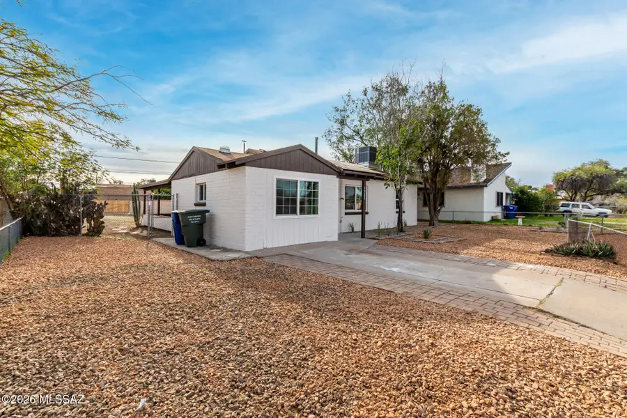 1923 S Holly Sv, Tucson, AZ 85713 - #3