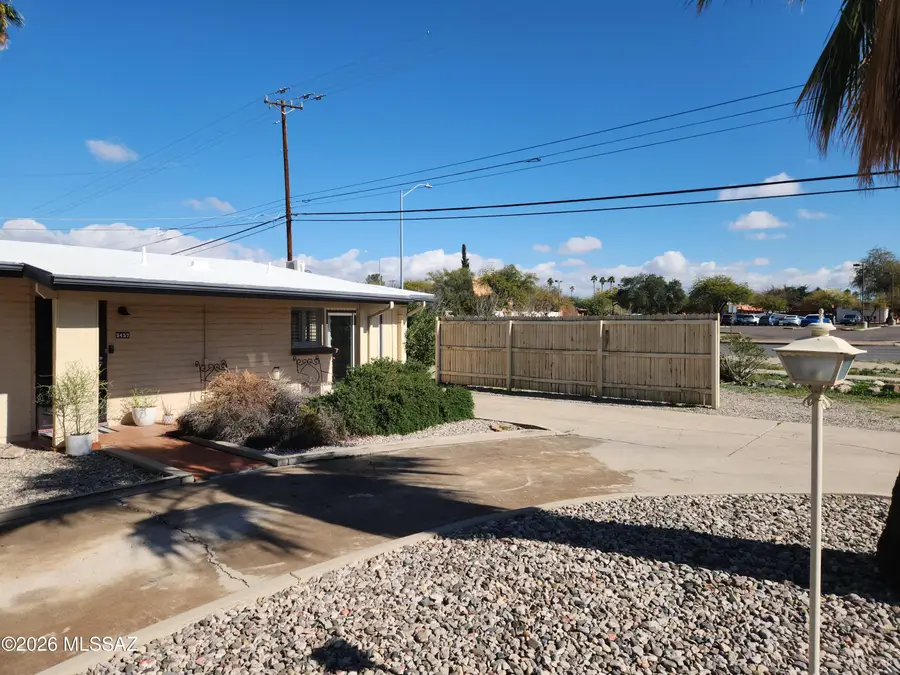 5457 E 10th, Tucson, AZ 85711 - #3