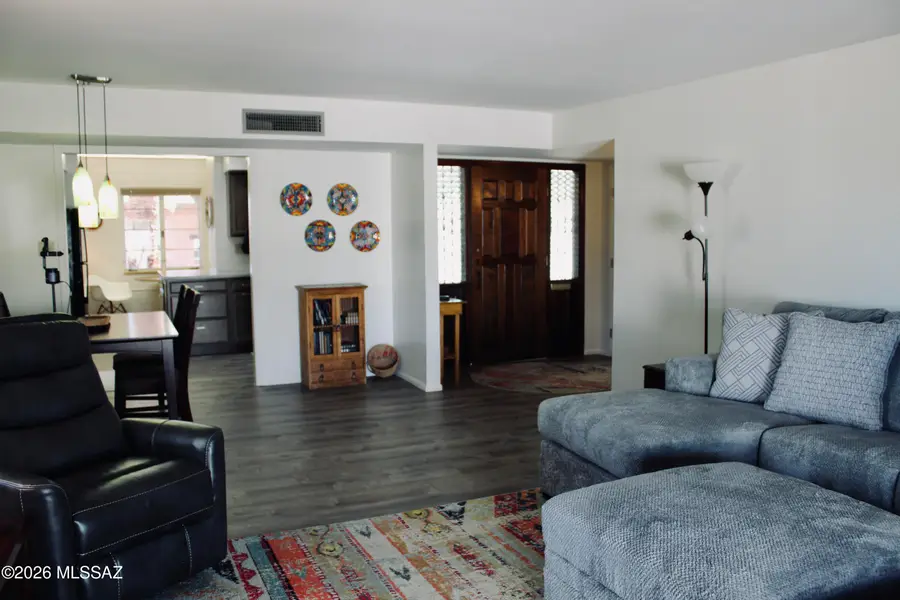 532 W Paseo Solana, Green Valley, AZ 85614 - #3