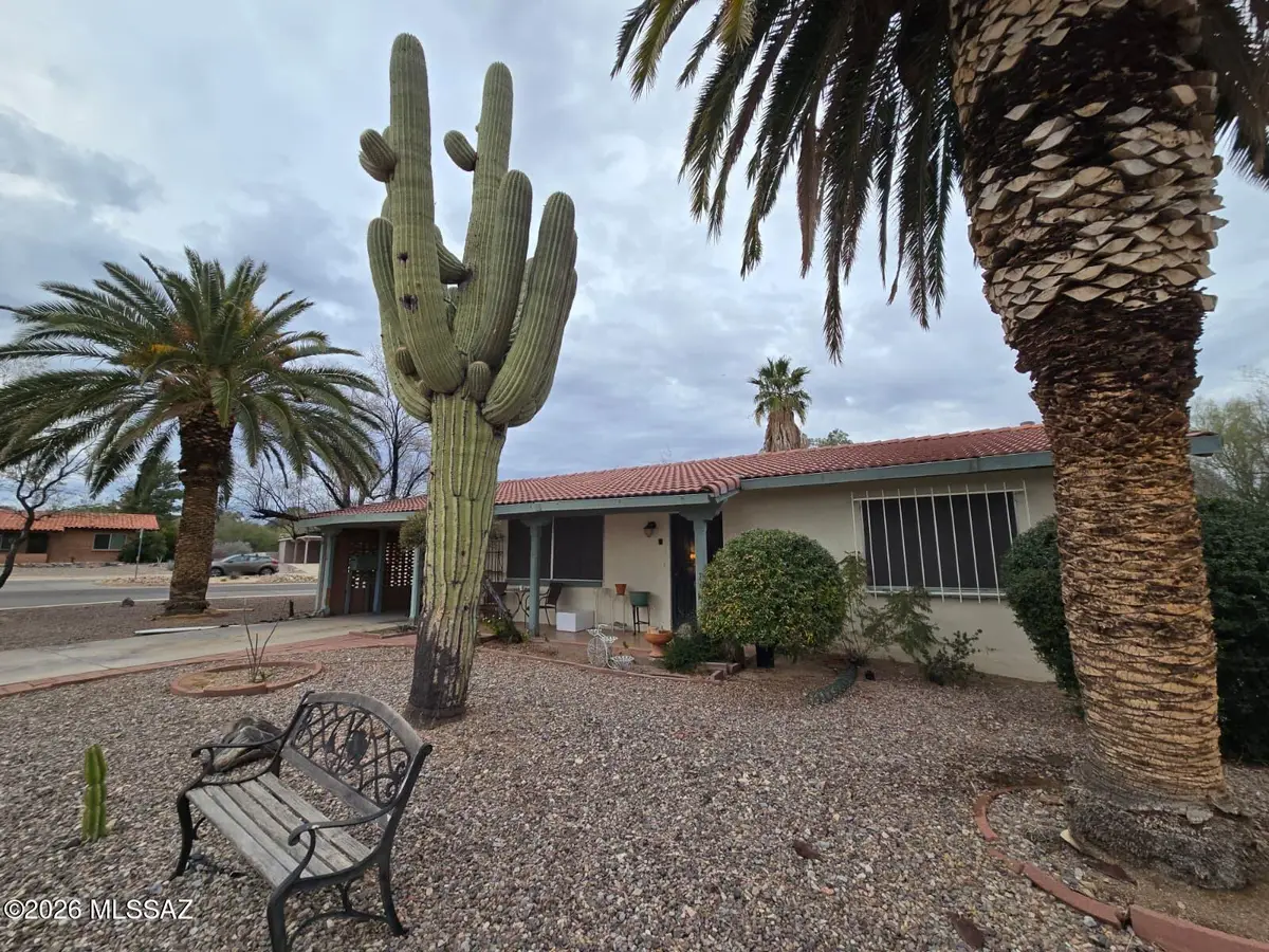 440 S Vista Del Rio, Green Valley, AZ 85614 - Image #1