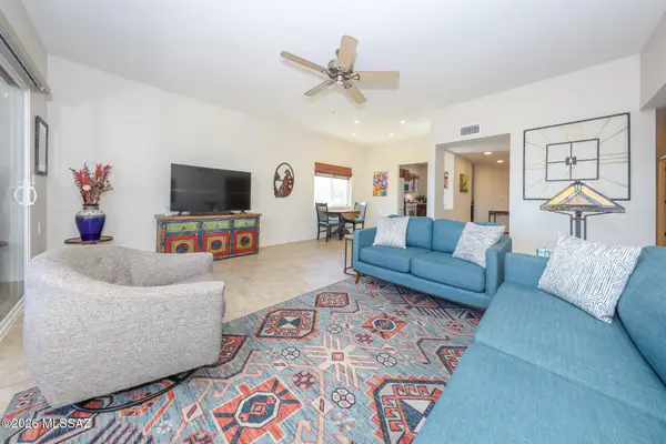 1230 N Via Alamos, Green Valley, AZ 85614