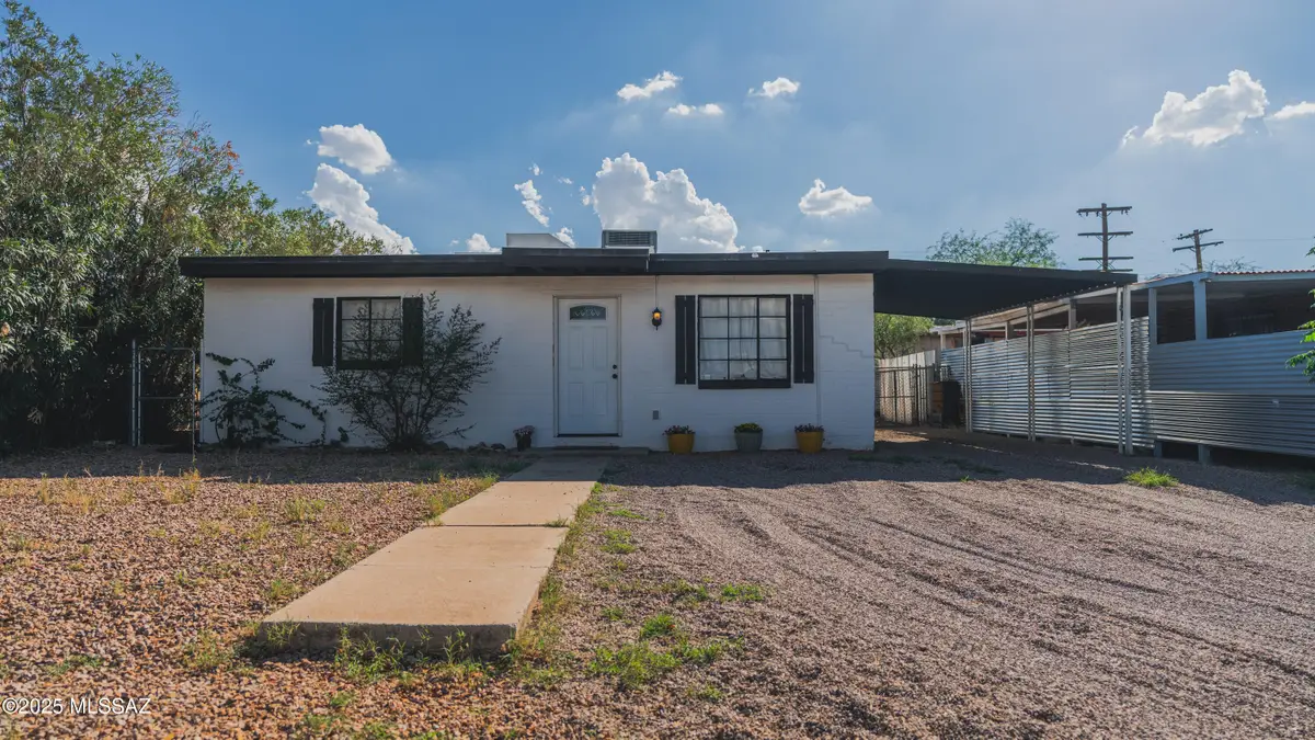 2226 E Warwick, Tucson, AZ 85713 - Image #1