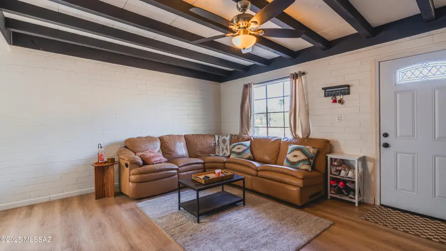 2226 E Warwick, Tucson, AZ 85713 - Image #3