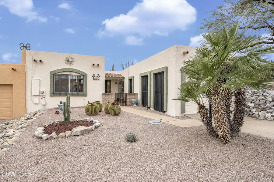 1241 W Calle Ramiro, Green Valley, AZ 85622 - Image #3