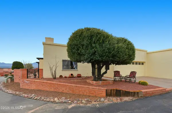 919 W Camino Guarina, Green Valley, AZ 85614
