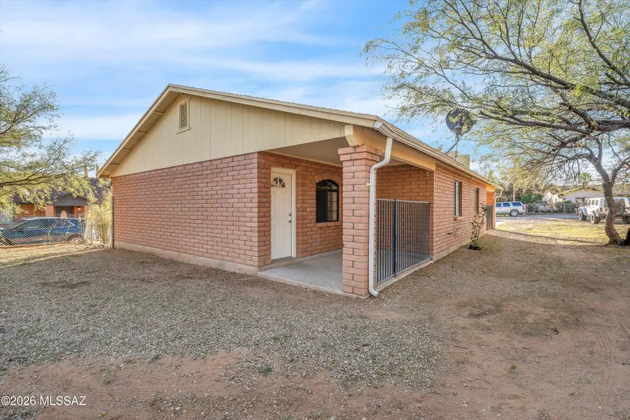 426 Camino Del Patio, Rio Rico, AZ 85648 - Image #2