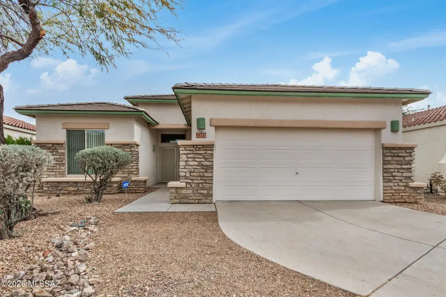 1232 S Desert Vista, Tucson, AZ 85748 - Image #2