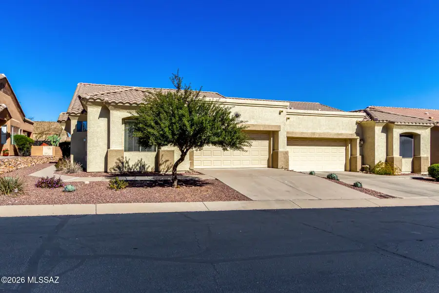 496 W Knotwood, Green Valley, AZ 85614 - Image #2