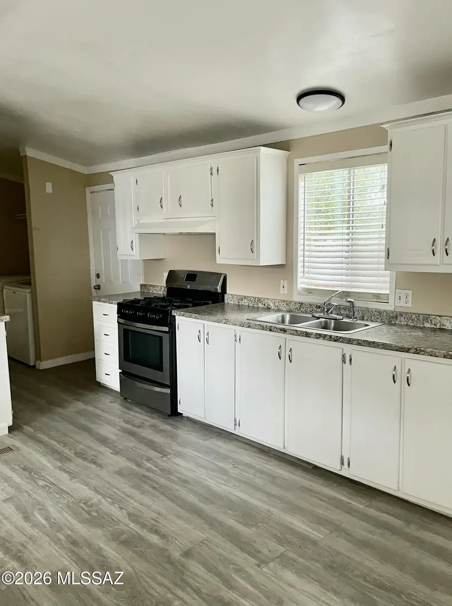 1111 E Limberlost, Tucson, AZ 85719 - Image #3