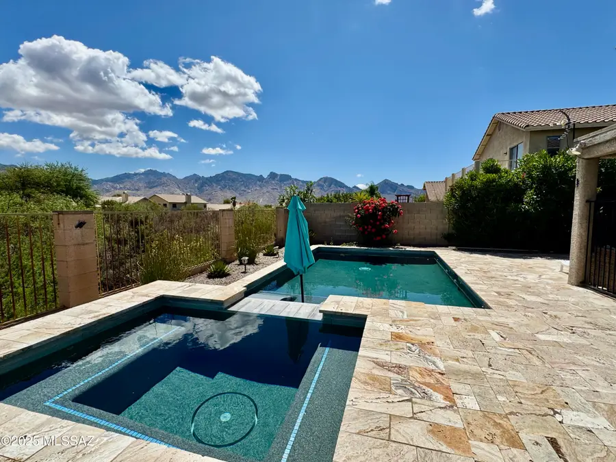 12768 N Lantern, Oro Valley, AZ 85755 - Image #2