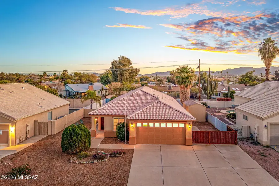 3641 W Meadow Briar, Tucson, AZ 85741 - Image #2