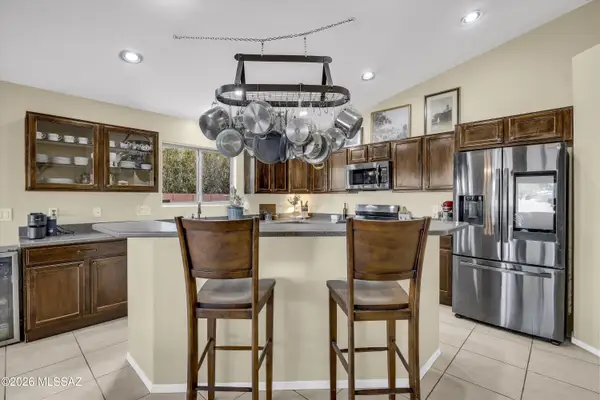 873 E Spring Water Canyon, Sahuarita, AZ 85629