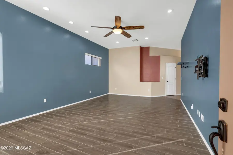 2511 N Avenida Tabica, Green Valley, AZ 85614 - #3