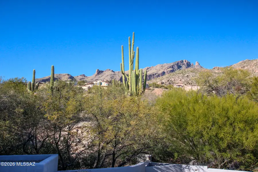 6901 N Columbus, Tucson, AZ 85718 - Image #2